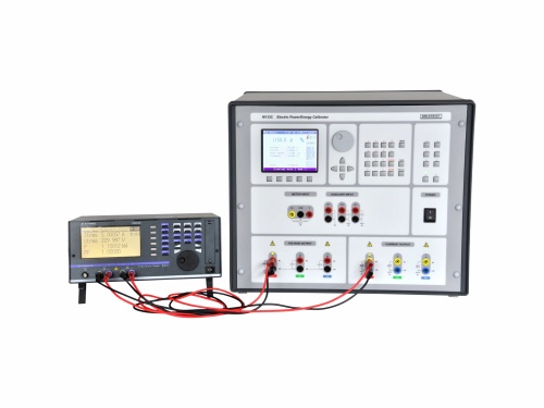 M133Ci 1F Calibrateur de puissance et d'énergie