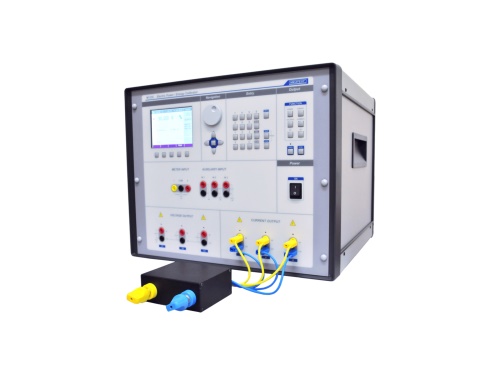 M133Ci 3F Calibrateur de puissance et d'énergie