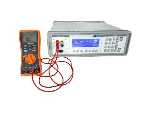 M143 Portable Multifunction Calibrator